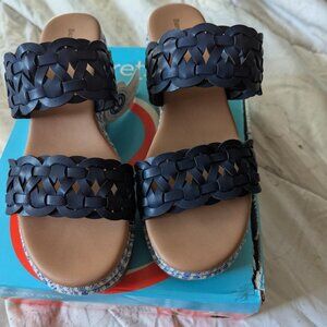 Baretraps Skylar dark Navy Wedge Sandals Size 9